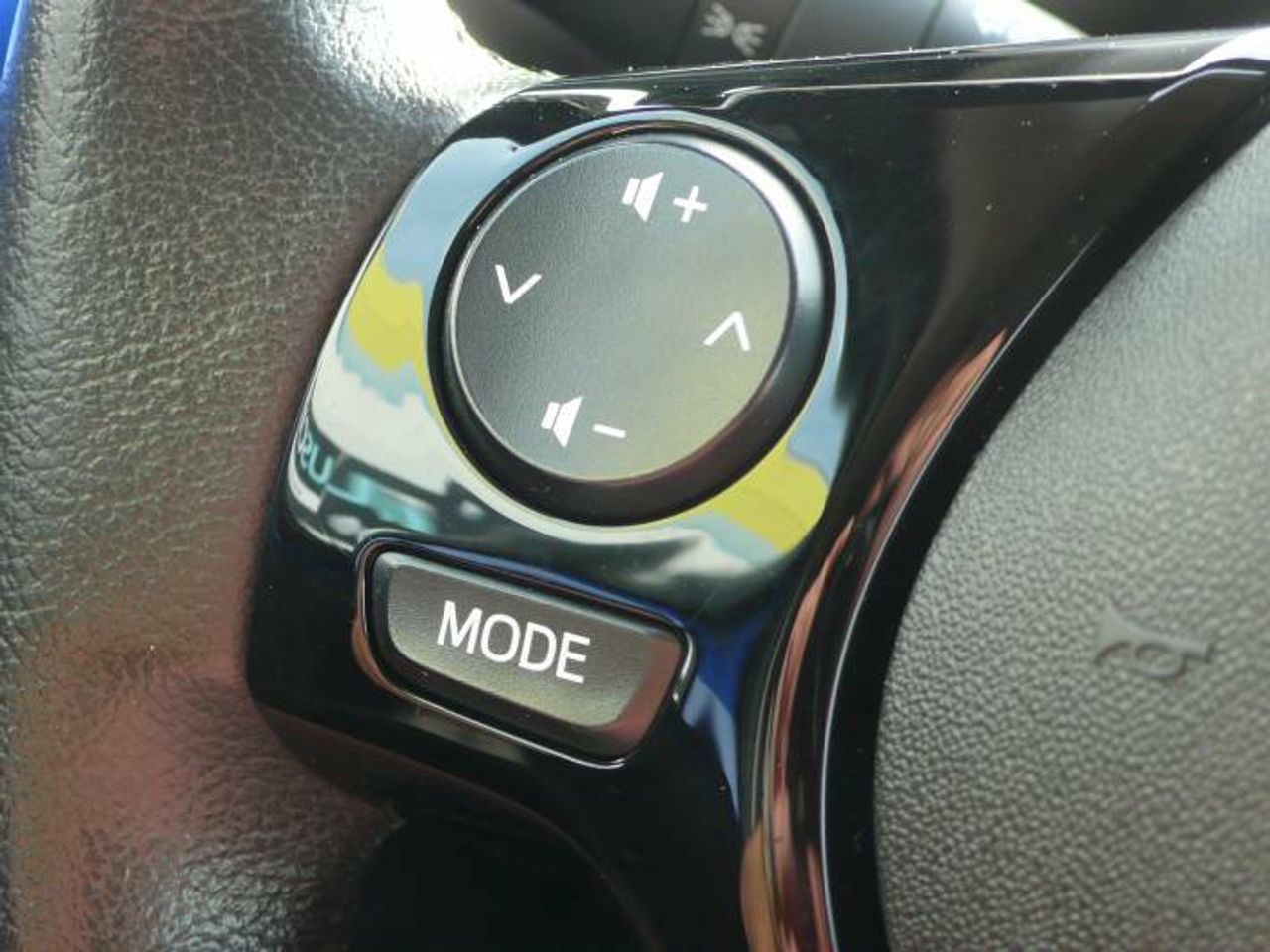 Peugeot 108 108 5P Allure VTi 72 MAN 5 Vel.  - Foto 29