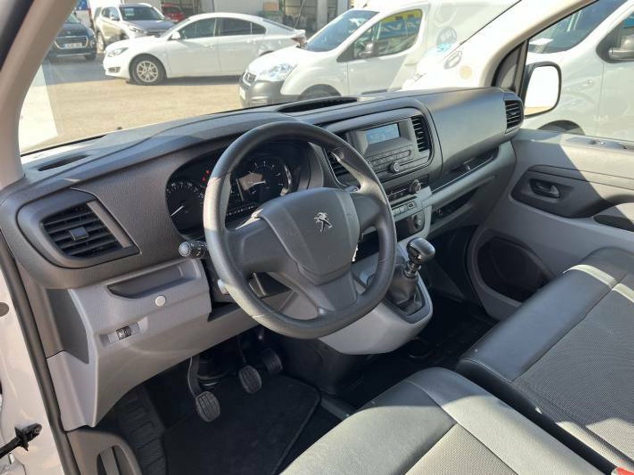 Peugeot Expert Standard 1.5BlueHDi S&S Pro 120  - Foto 3