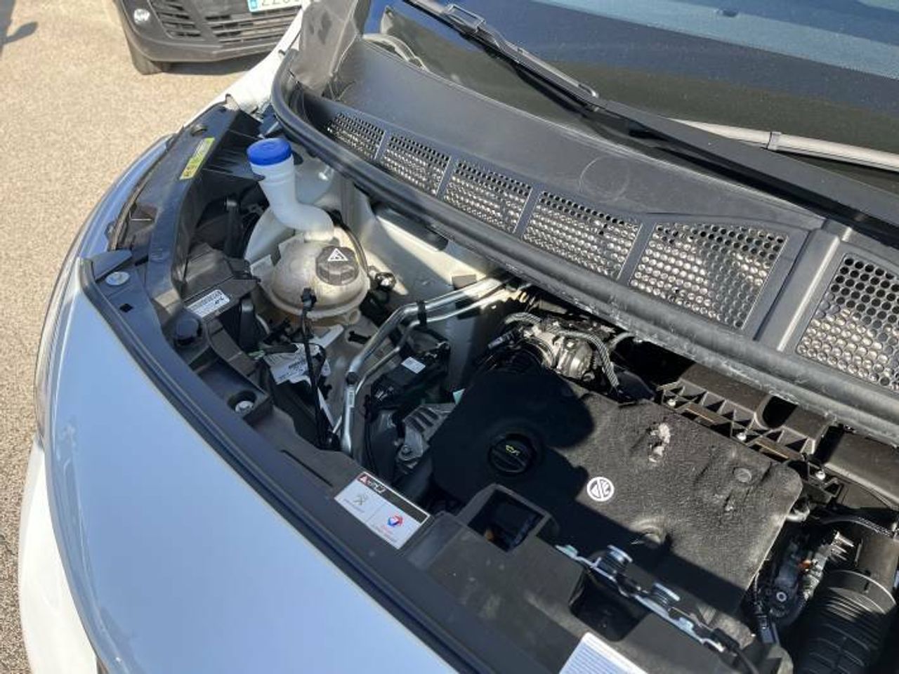 Peugeot Expert Standard 1.5BlueHDi S&S Pro 120  - Foto 24