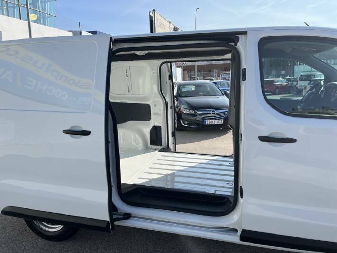 Peugeot Expert Standard 1.5BlueHDi S&S Pro 120  - Foto 11
