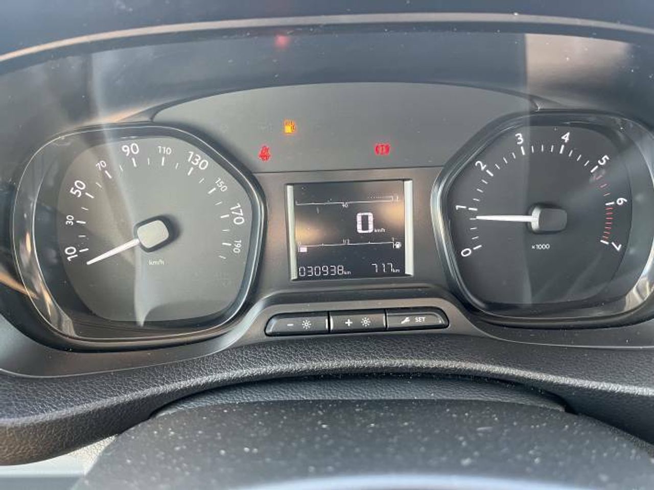 Peugeot Expert Standard 1.5BlueHDi S&S Pro 120  - Foto 18