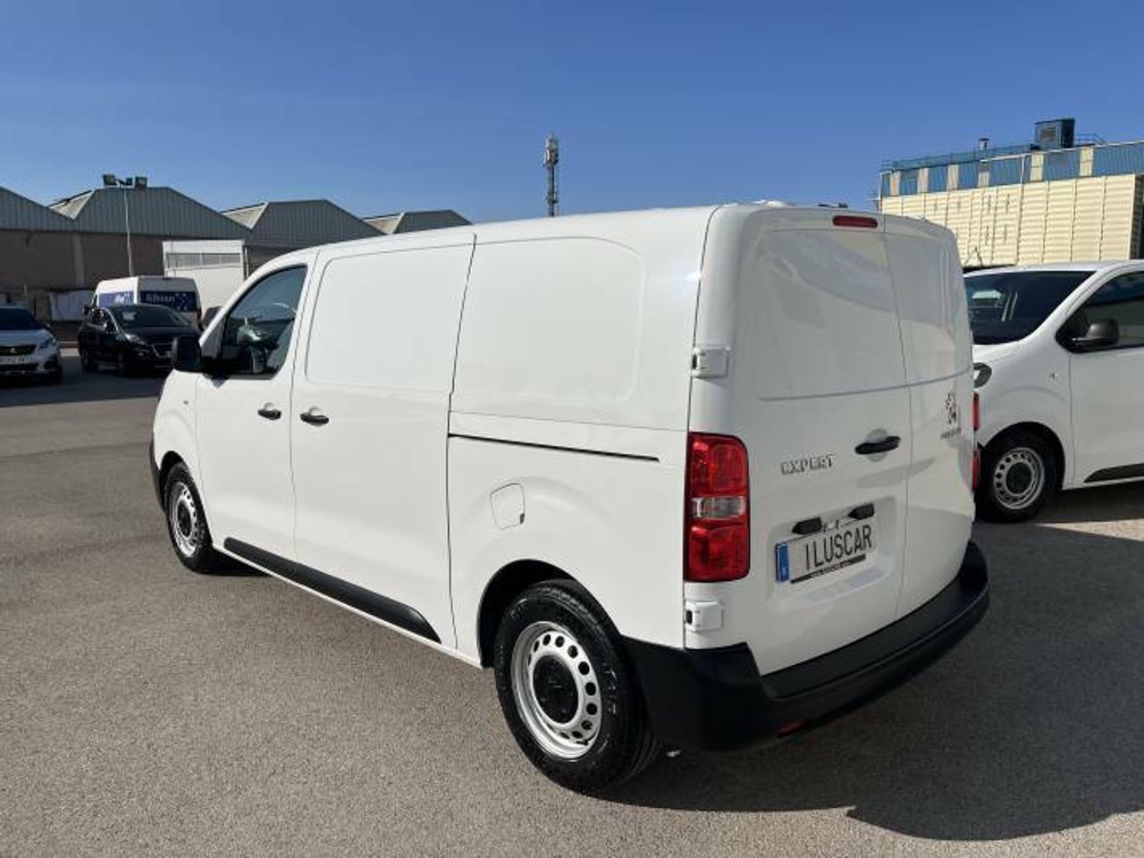 Peugeot Expert Standard 1.5BlueHDi S&S Pro 120  - Foto 6