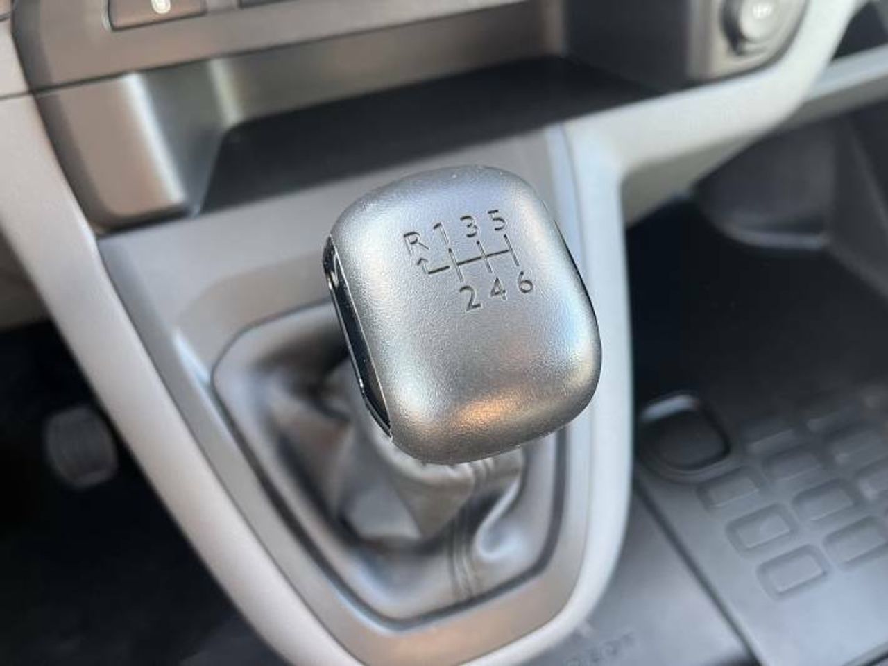 Peugeot Expert Standard 1.5BlueHDi S&S Pro 120  - Foto 19