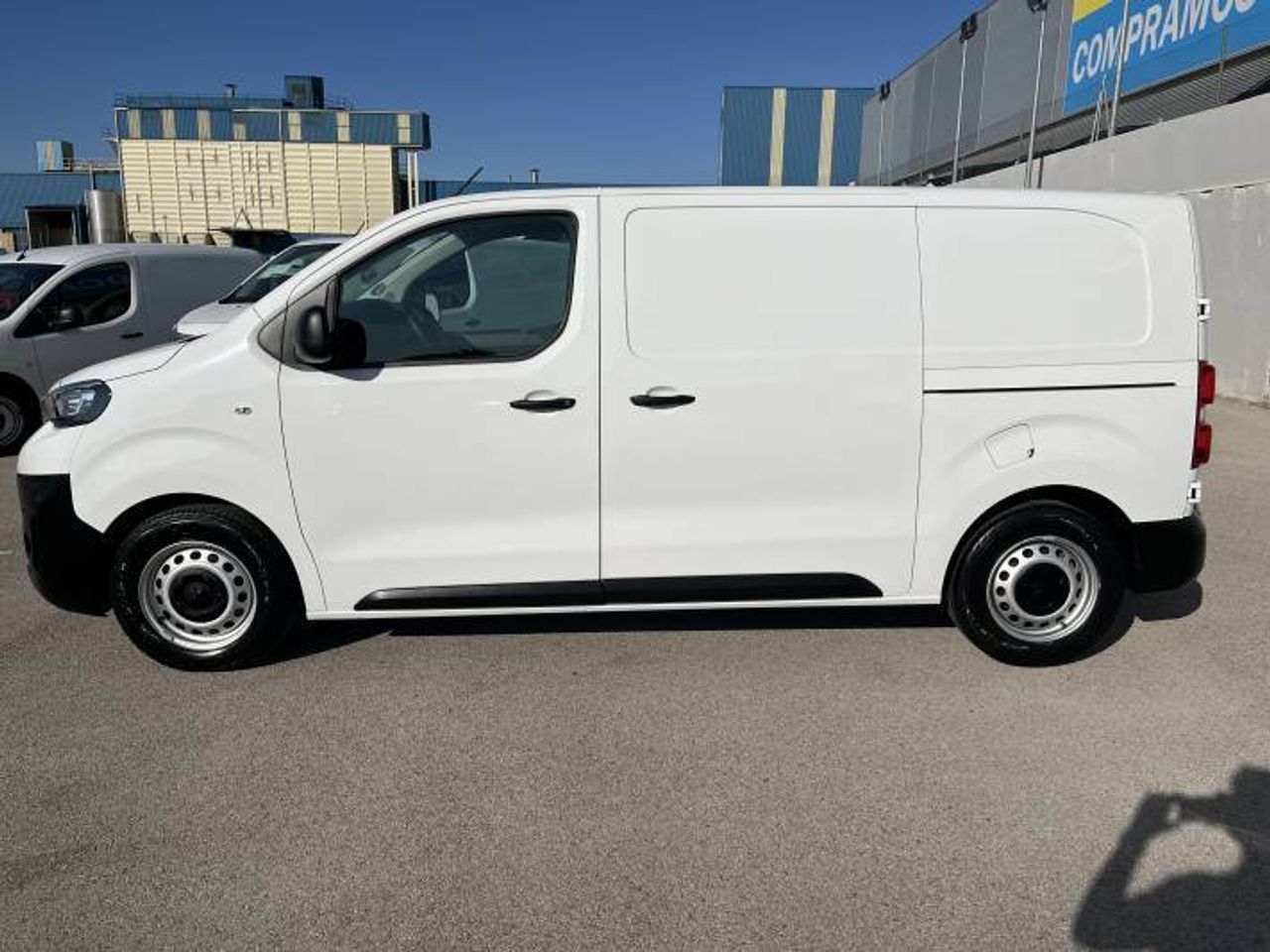 Peugeot Expert Standard 1.5BlueHDi S&S Pro 120  - Foto 7