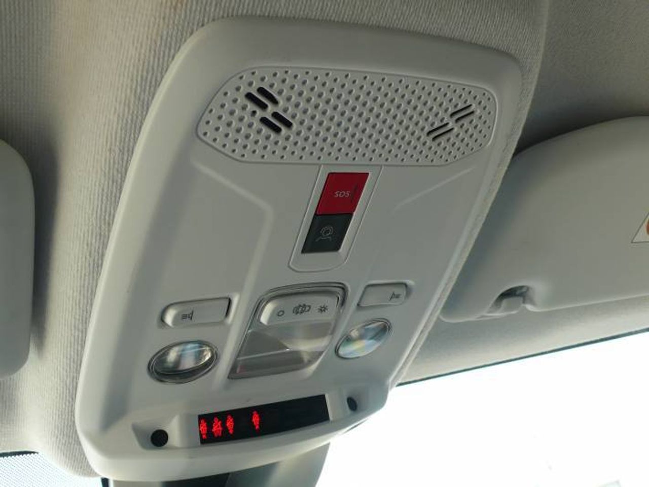 Peugeot 208 N208 5P Allure HYBRID 100 eDCS6  - Foto 28