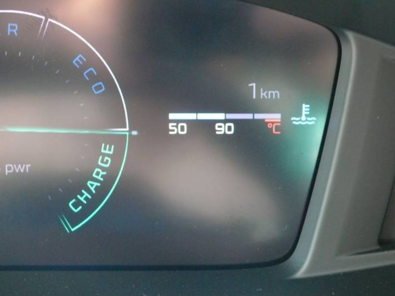 Peugeot 208 N208 5P Allure HYBRID 100 eDCS6  - Foto 14