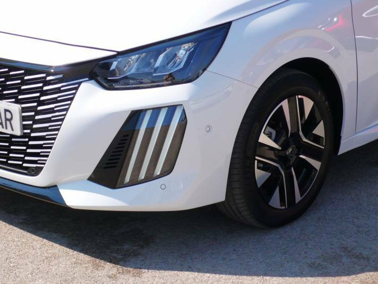 Peugeot 208 N208 5P Allure HYBRID 100 eDCS6  - Foto 37