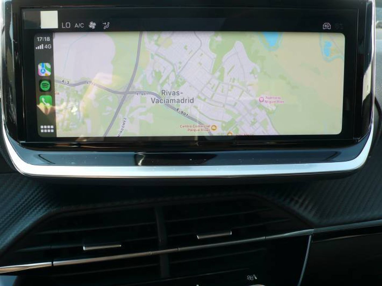 Peugeot 208 N208 5P Allure HYBRID 100 eDCS6  - Foto 24