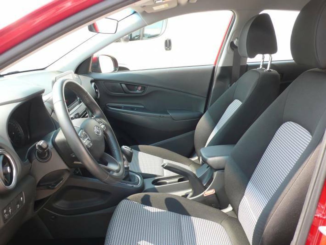 Hyundai Kona 1.0 TGDI 48V Klass 4X2  - Foto 9