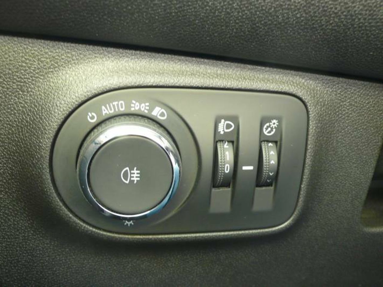Opel Adam 1.4 xel glam  - Foto 36