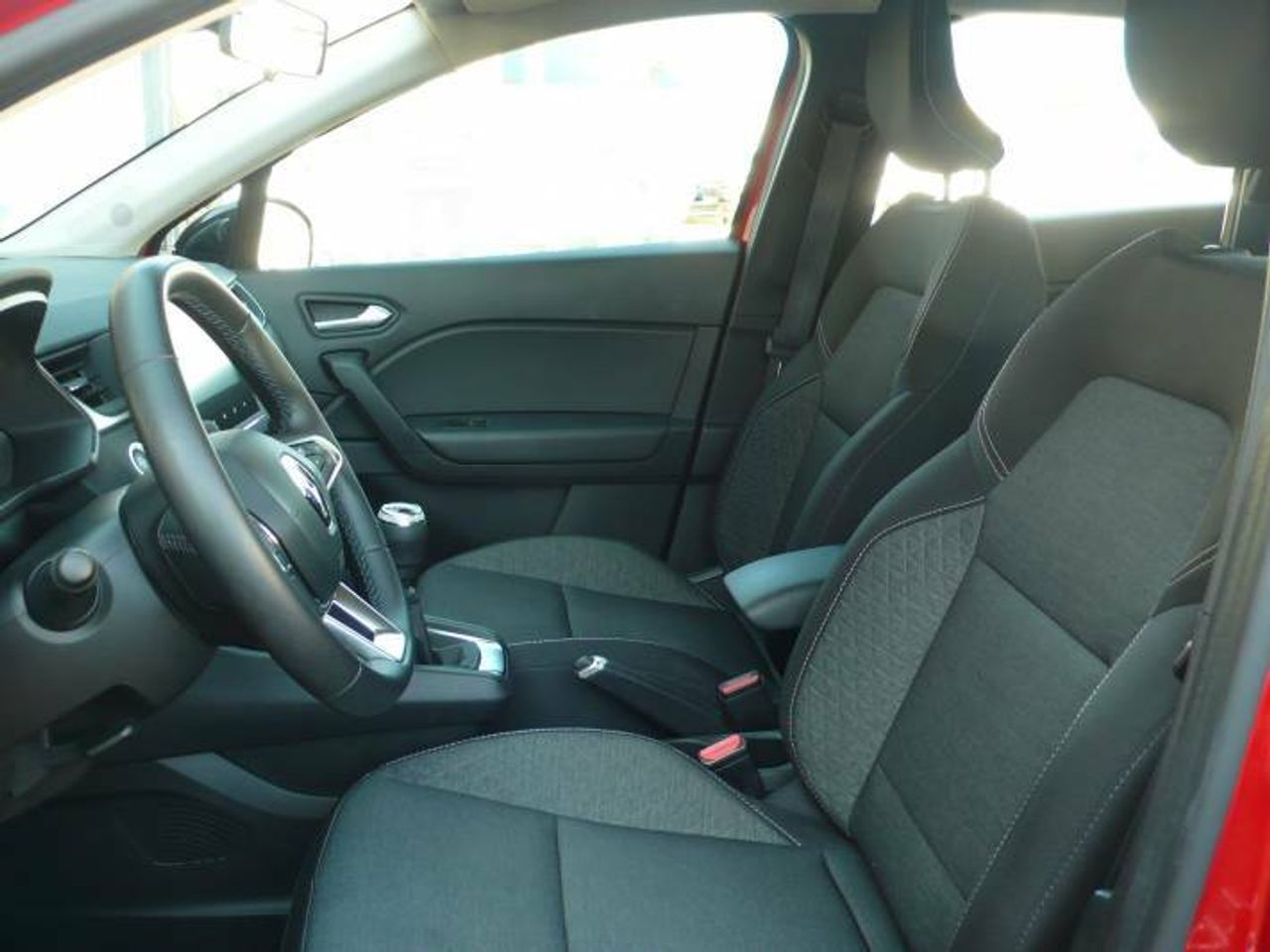 Renault Captur TCe Intens 140CV GPF MICRO HIBRIDO  - Foto 10