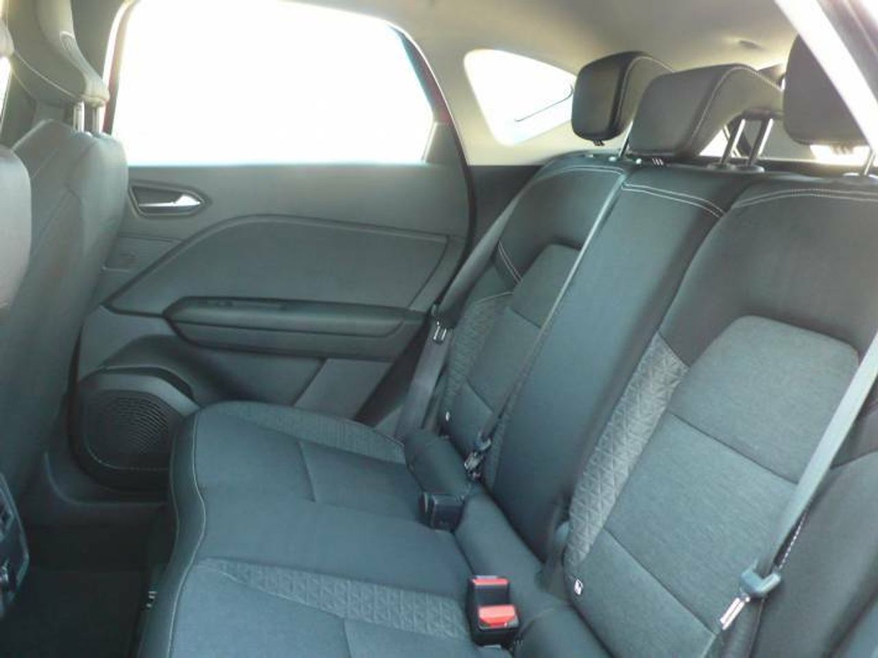 Renault Captur TCe Intens 140CV GPF MICRO HIBRIDO  - Foto 11