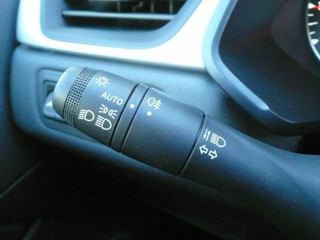 Renault Captur TCe Intens 140CV GPF MICRO HIBRIDO  - Foto 31