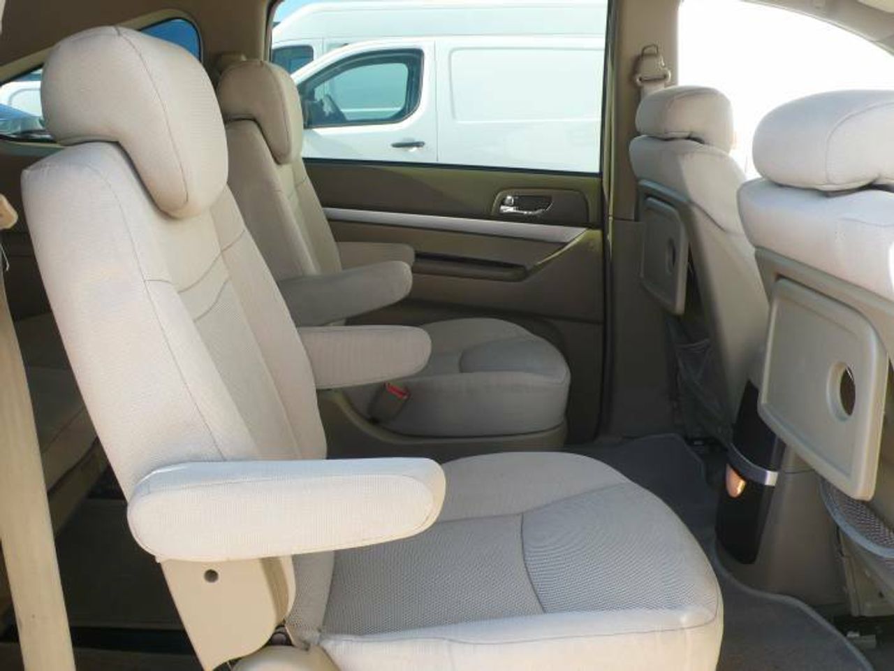 SsangYong Rodius 270 XDi  - Foto 12