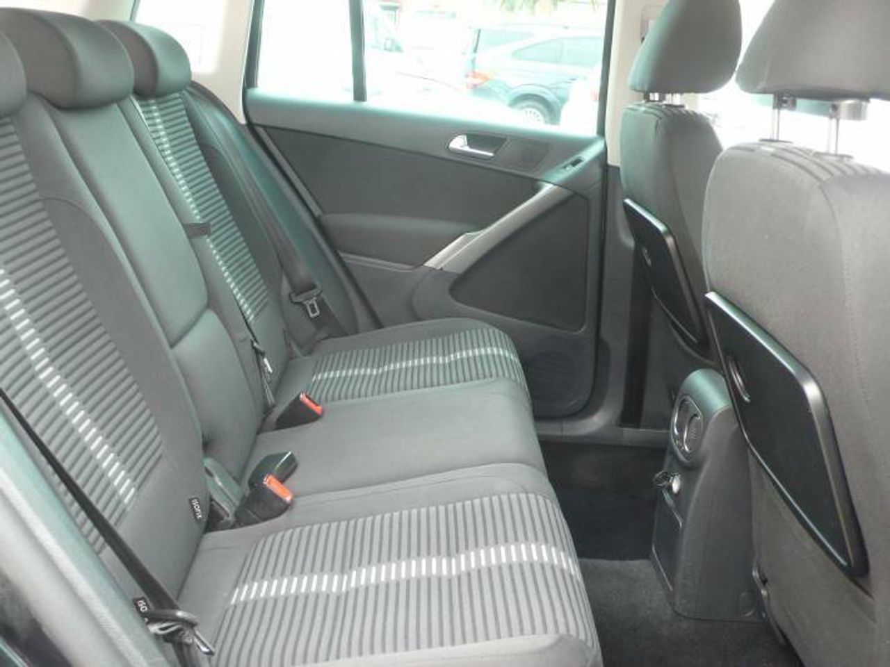 Volkswagen Tiguan 2.0 TDI ADVANCE 4 MOTION 140  - Foto 13