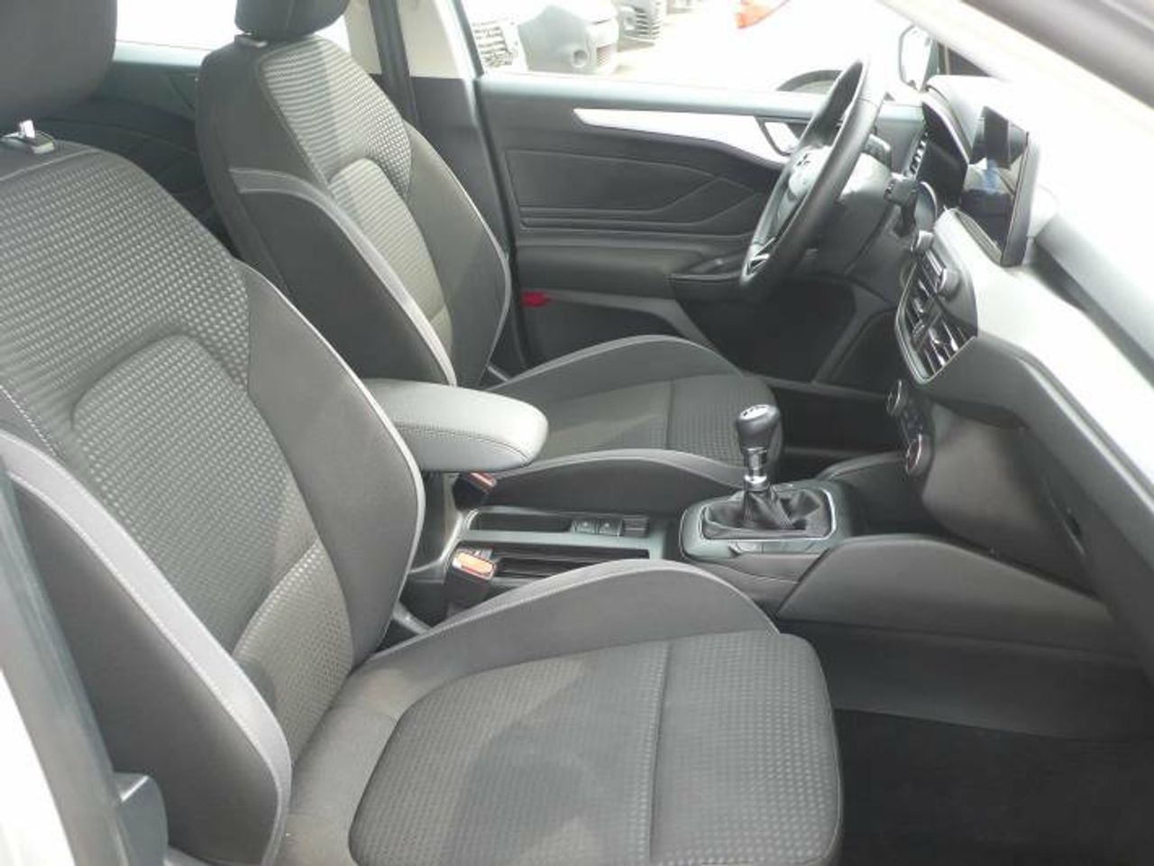 Ford Focus 1.0 ECOBOOST MHEV92KW TREND  - Foto 15