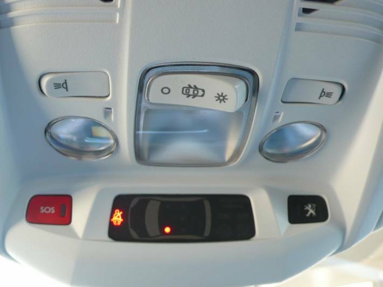 Peugeot 3008 1.6 HYBRID 225 Allure Aut.  - Foto 19