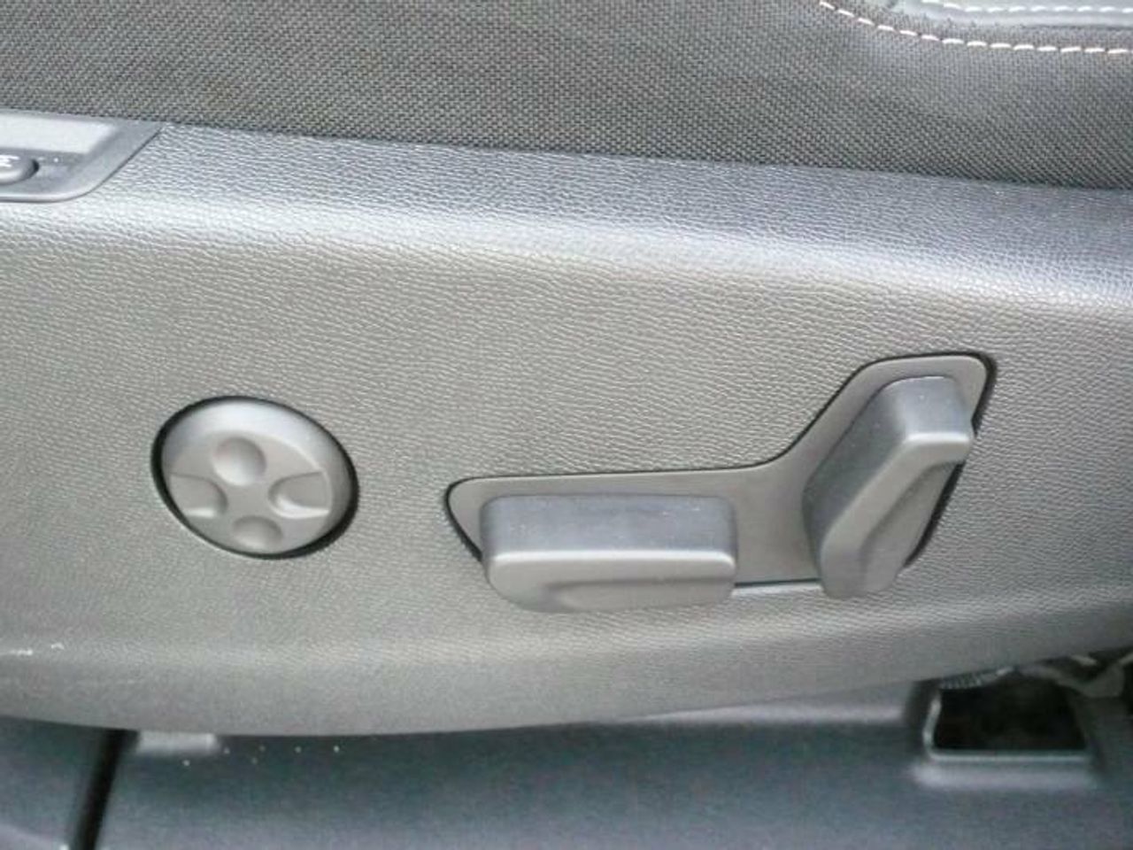 Peugeot 3008 1.6 HYBRID 4 300 GT Aut.  - Foto 15