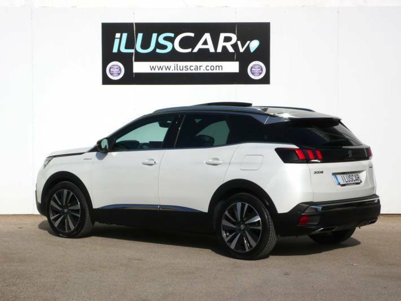 Peugeot 3008 1.6 HYBRID 4 300 GT Aut.  - Foto 6