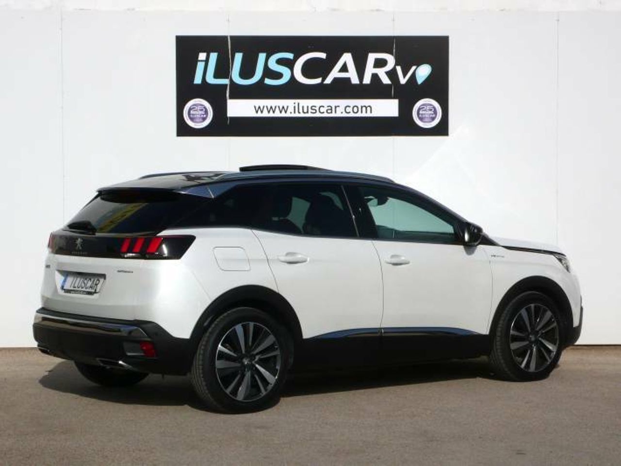 Peugeot 3008 1.6 HYBRID 4 300 GT Aut.  - Foto 4