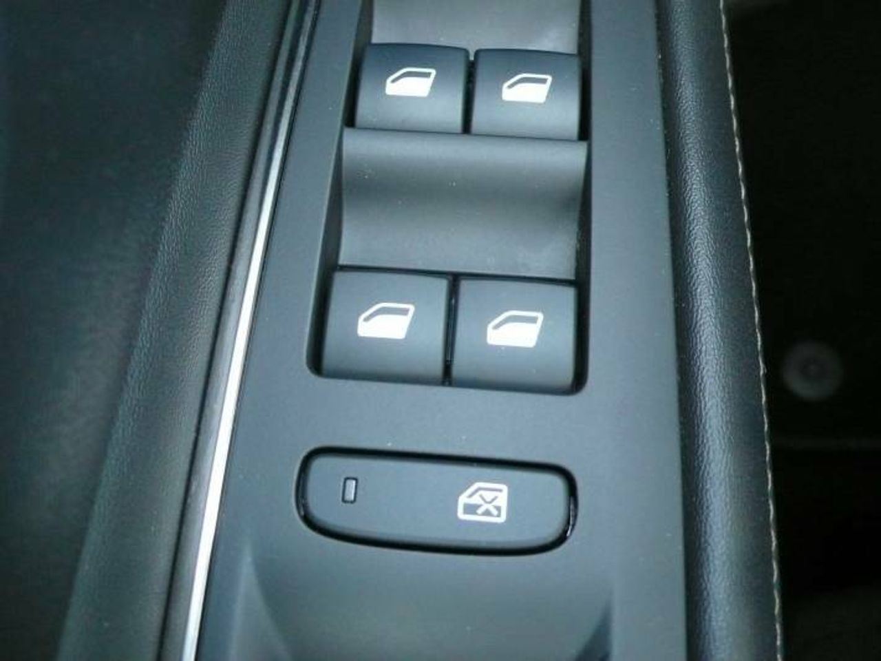 Peugeot 3008 1.6 HYBRID 4 300 GT Aut.  - Foto 51