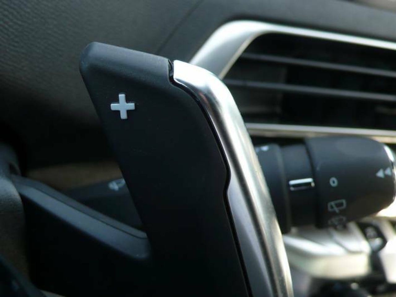 Peugeot 3008 1.6 HYBRID 4 300 GT Aut.  - Foto 41