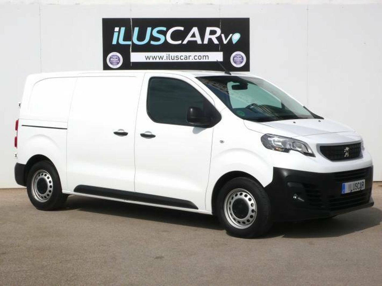 Peugeot Expert PREMIUM ESTANDAR 1.5 100 CV MT6  - Foto 8