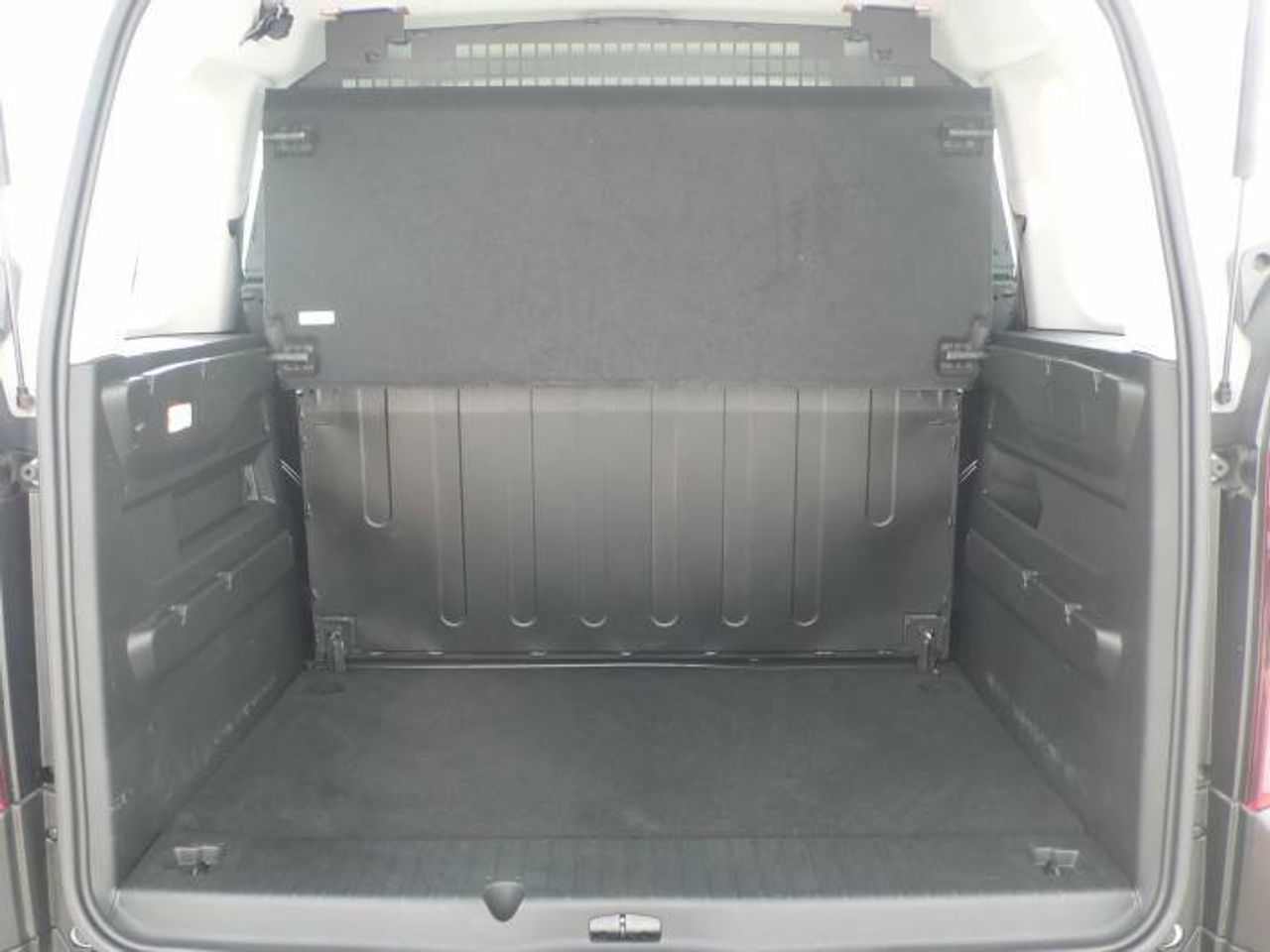 Peugeot Rifter ALLURE BUSINESS STANDARD BHDi 100  - Foto 14