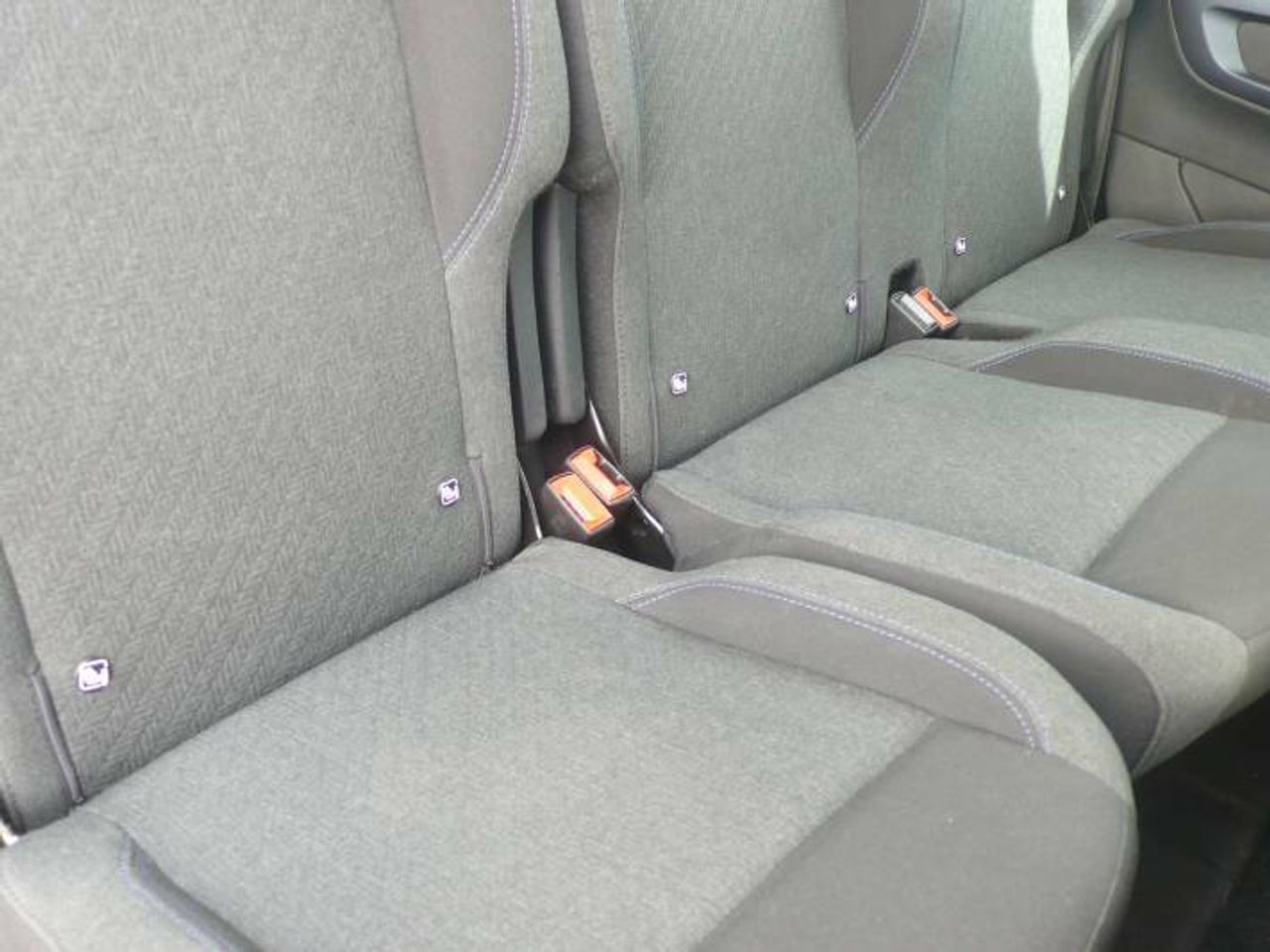 Peugeot Rifter ALLURE BUSINESS STANDARD BHDi 100  - Foto 16