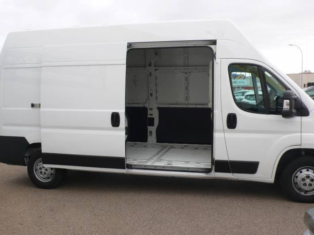 Citroën Jumper BlueHDi 103KW (140CV) Furgón 35L3H3 4 P  - Foto 10