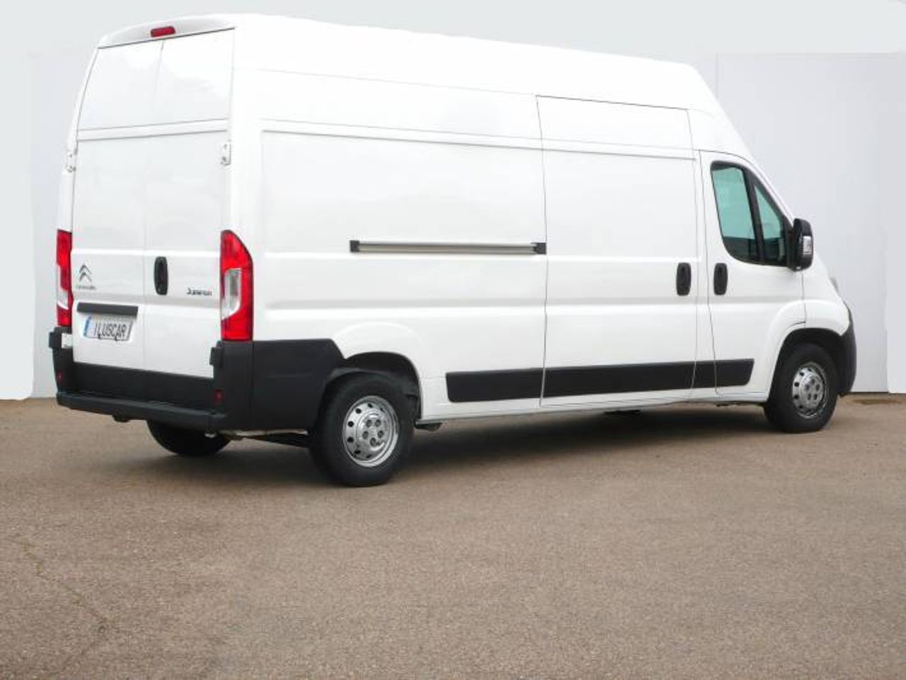 Citroën Jumper BlueHDi 103KW (140CV) Furgón 35L3H3 4 P  - Foto 4