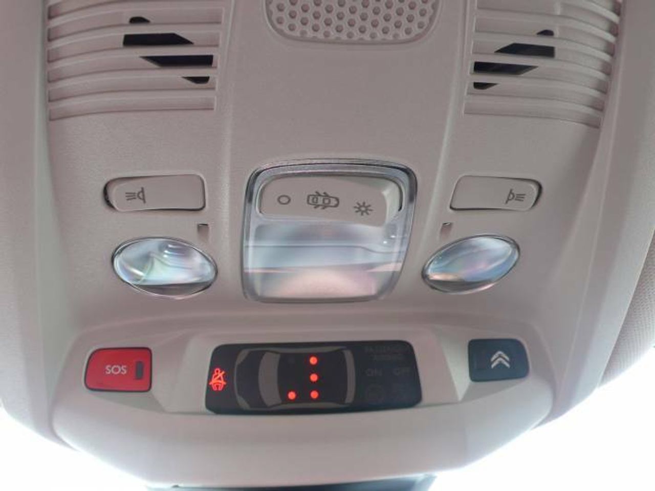 Citroën C5 Aircross 1.6 Shine Hybrid AT8 225cv E6d  - Foto 20