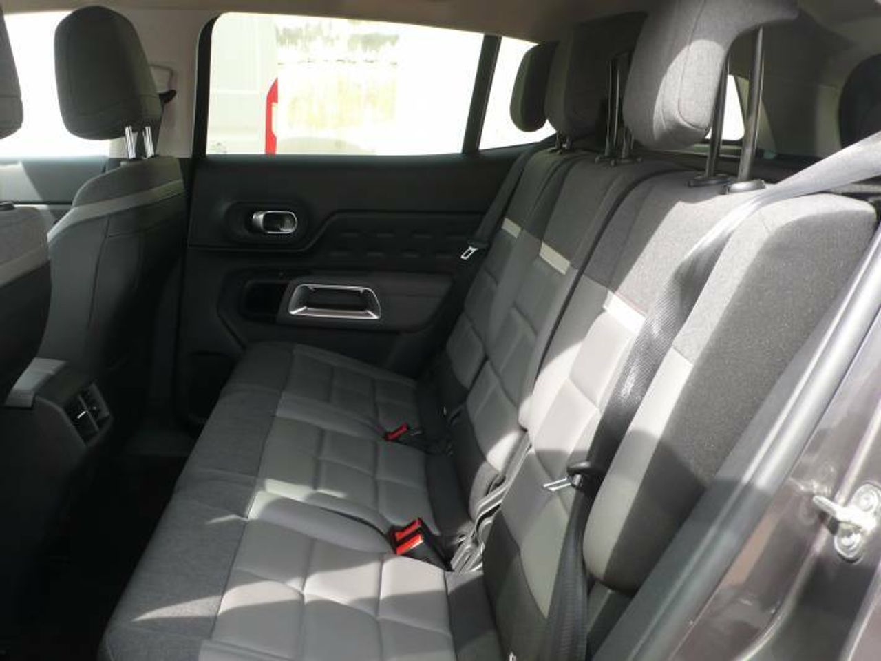 Citroën C5 Aircross 1.6 Shine Hybrid AT8 225cv E6d  - Foto 10