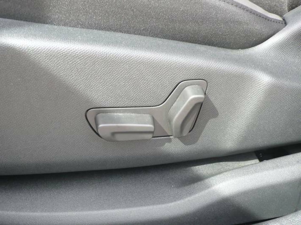 Citroën C5 Aircross 1.6 Shine Hybrid AT8 225cv E6d  - Foto 44