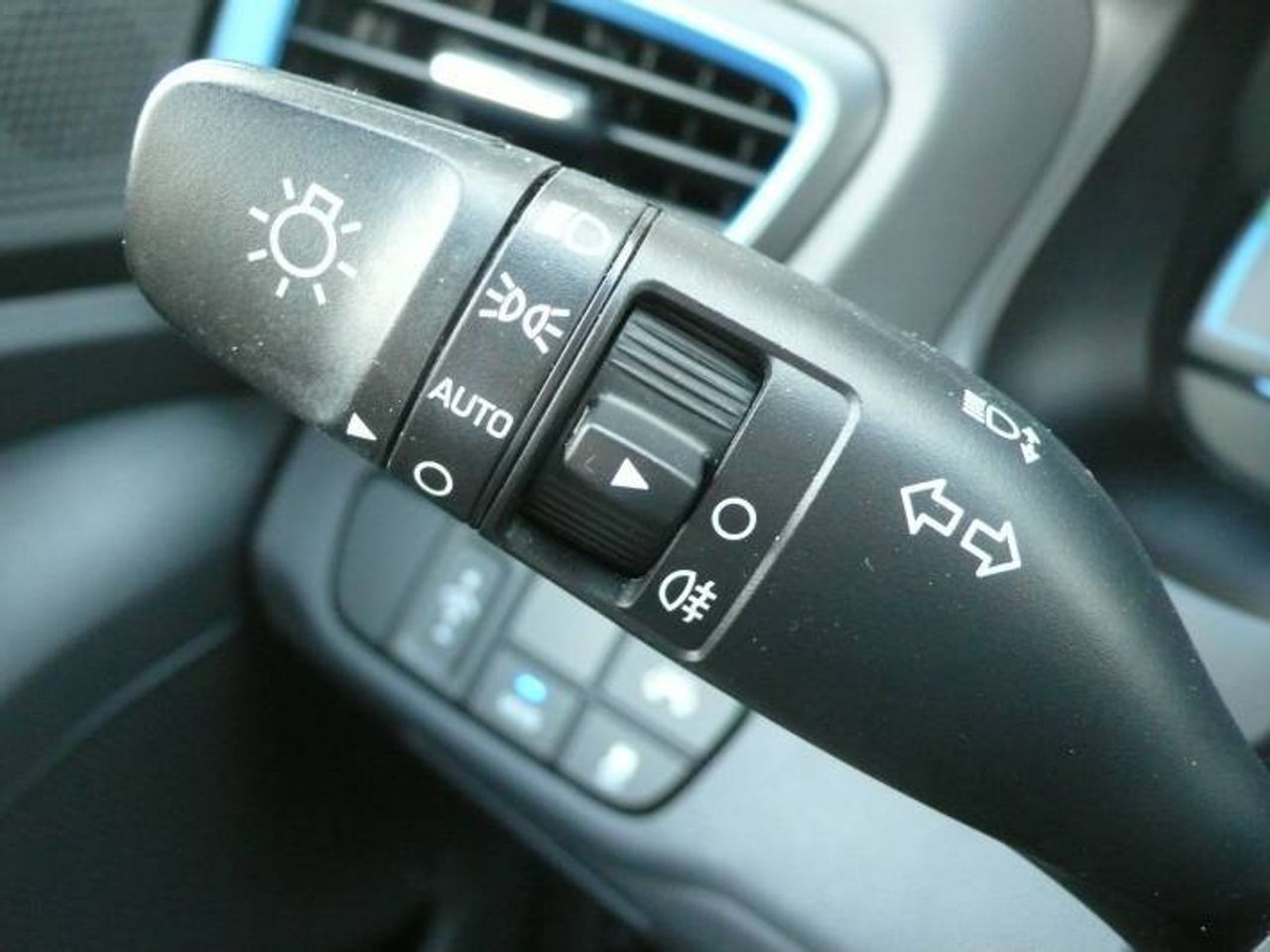 Hyundai IONIQ PHEV 5P GDI 1.6 141CV DT TECNO  - Foto 39