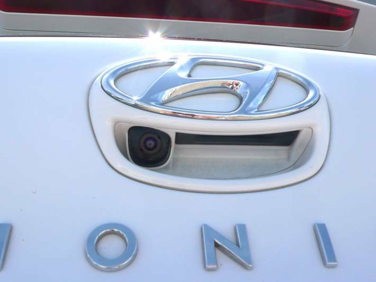 Hyundai IONIQ PHEV 5P GDI 1.6 141CV DT TECNO  - Foto 12