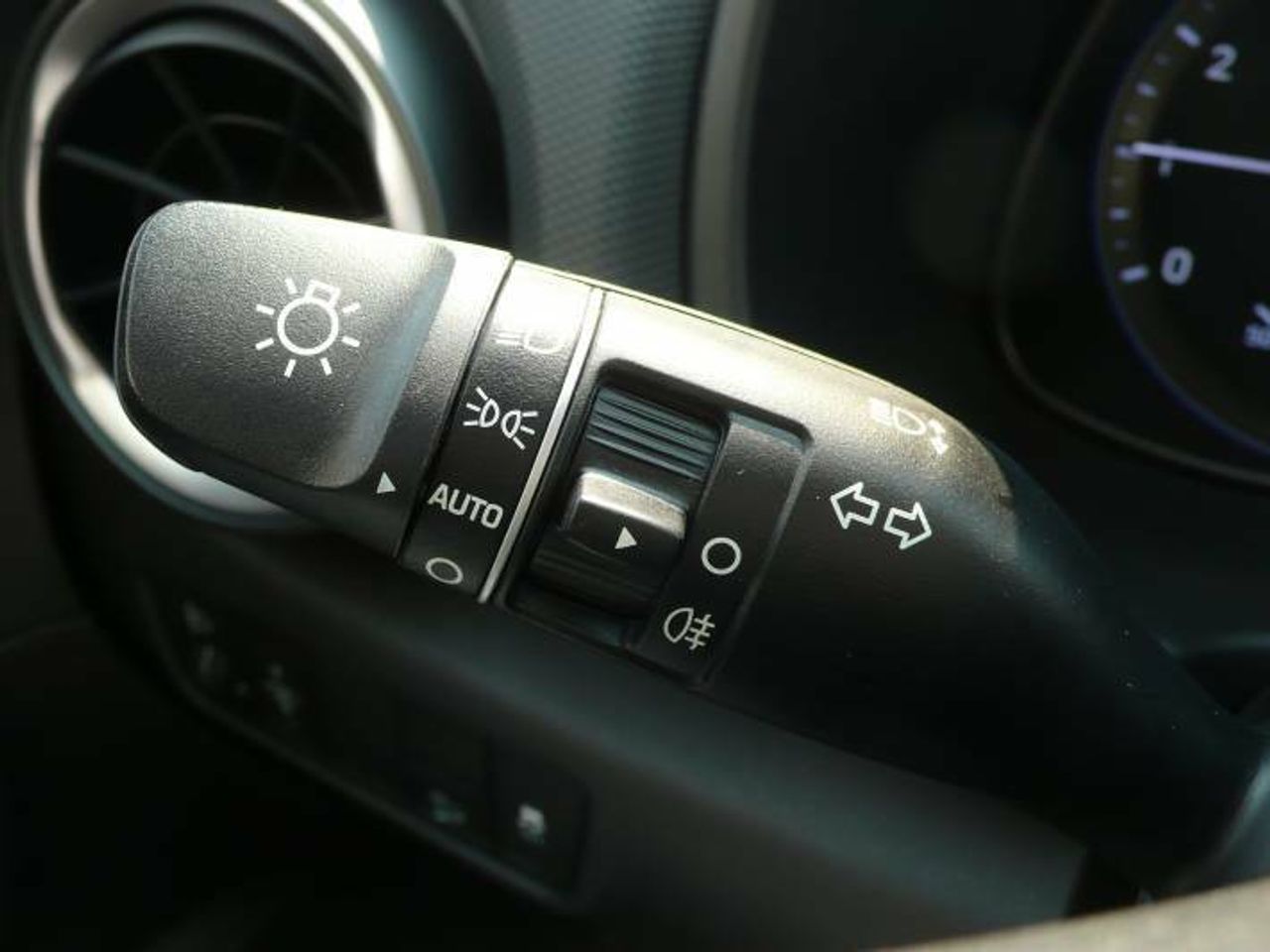 Hyundai Kona 1.0 TGDI 48V Klass 4X2  - Foto 34