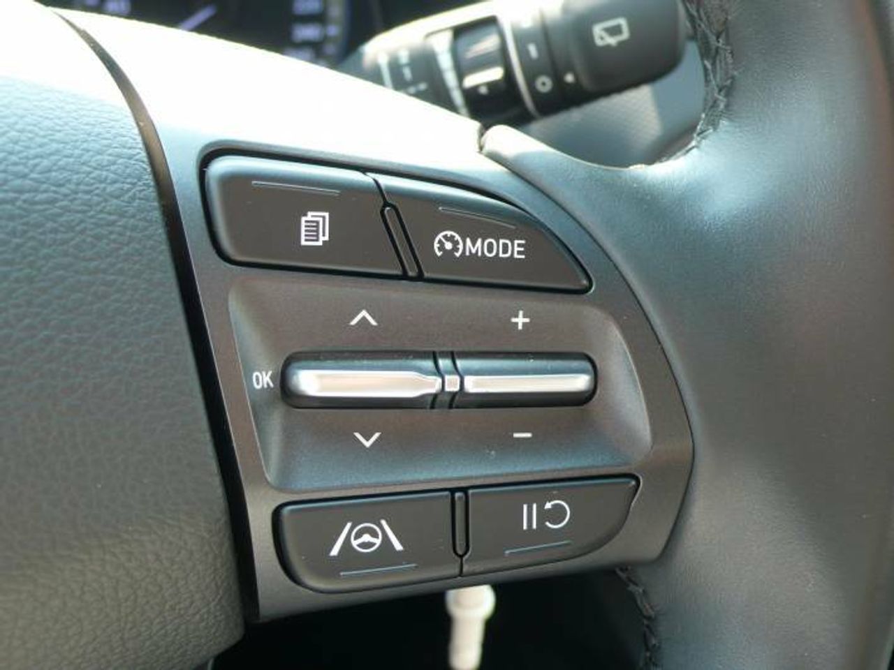 Hyundai Kona 1.0 TGDI 48V Klass 4X2  - Foto 30