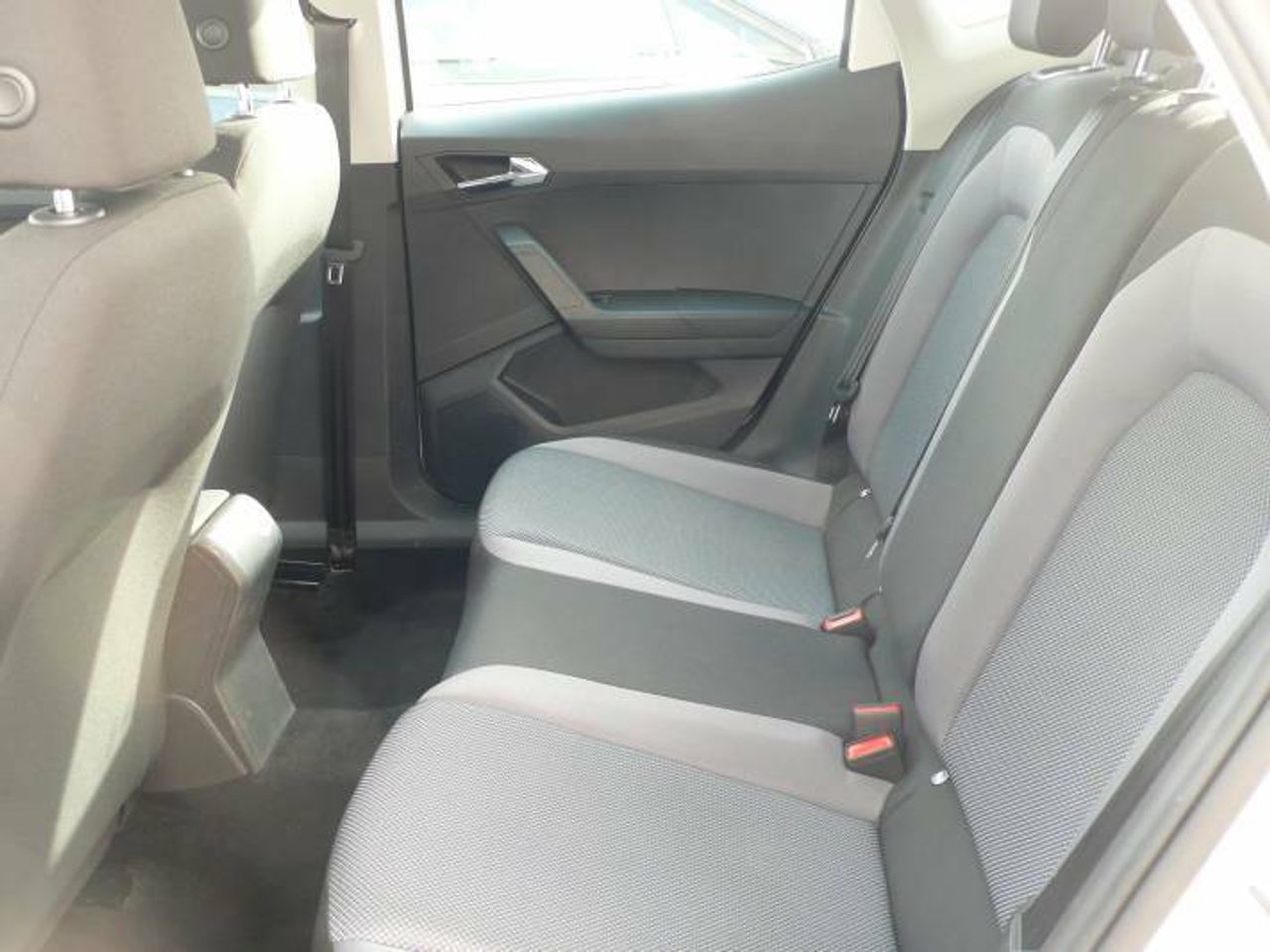 Seat Arona 1.0 TSI 81kW (110CV) Style Go2 5 Puertas  - Foto 10