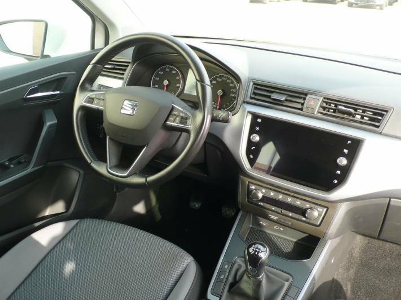 Seat Arona 1.0 TSI 81kW (110CV) Style Go2 5 Puertas  - Foto 15