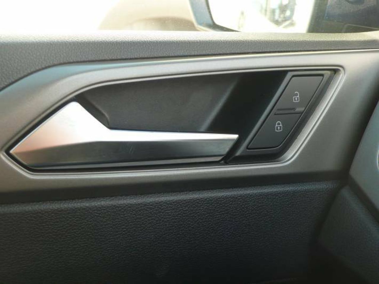 Volkswagen Polo Advance 1.0 TSI 95CV  - Foto 30