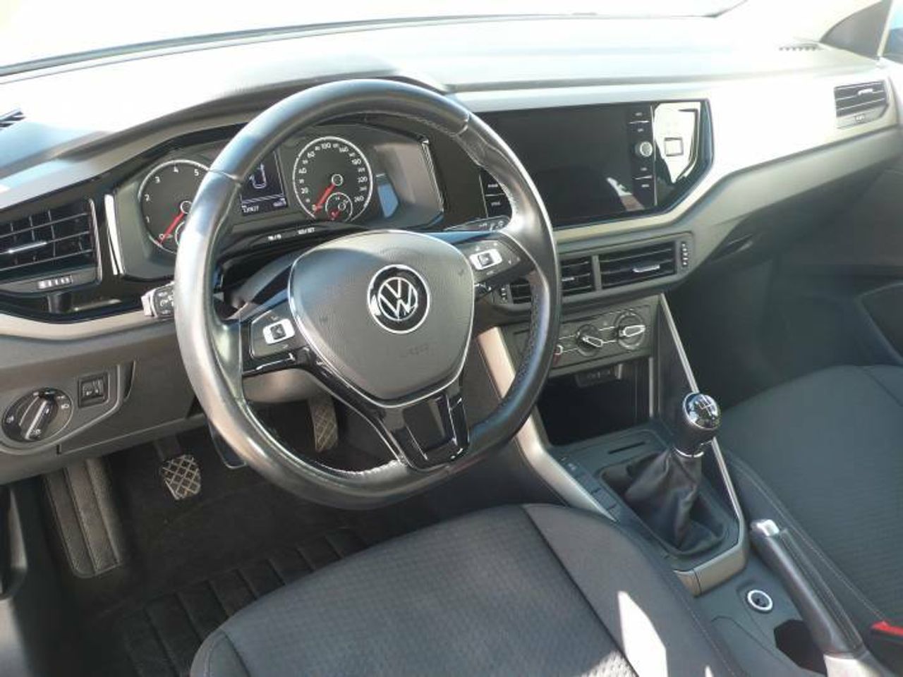 Volkswagen Polo Advance 1.0 TSI 95CV  - Foto 3