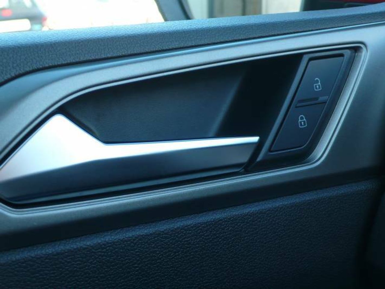 Volkswagen Polo Advance 1.0 TSI 95CV  - Foto 31