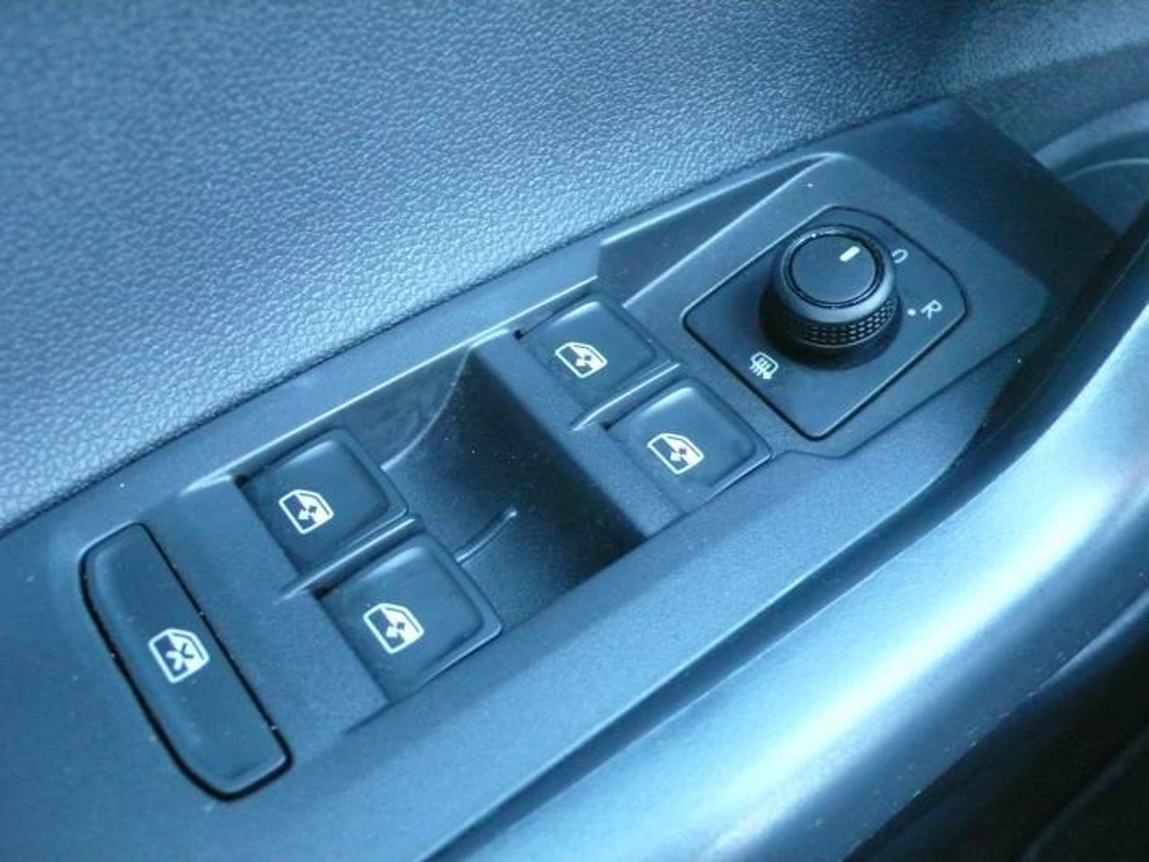 Volkswagen Polo Advance 1.0 TSI 95CV  - Foto 30