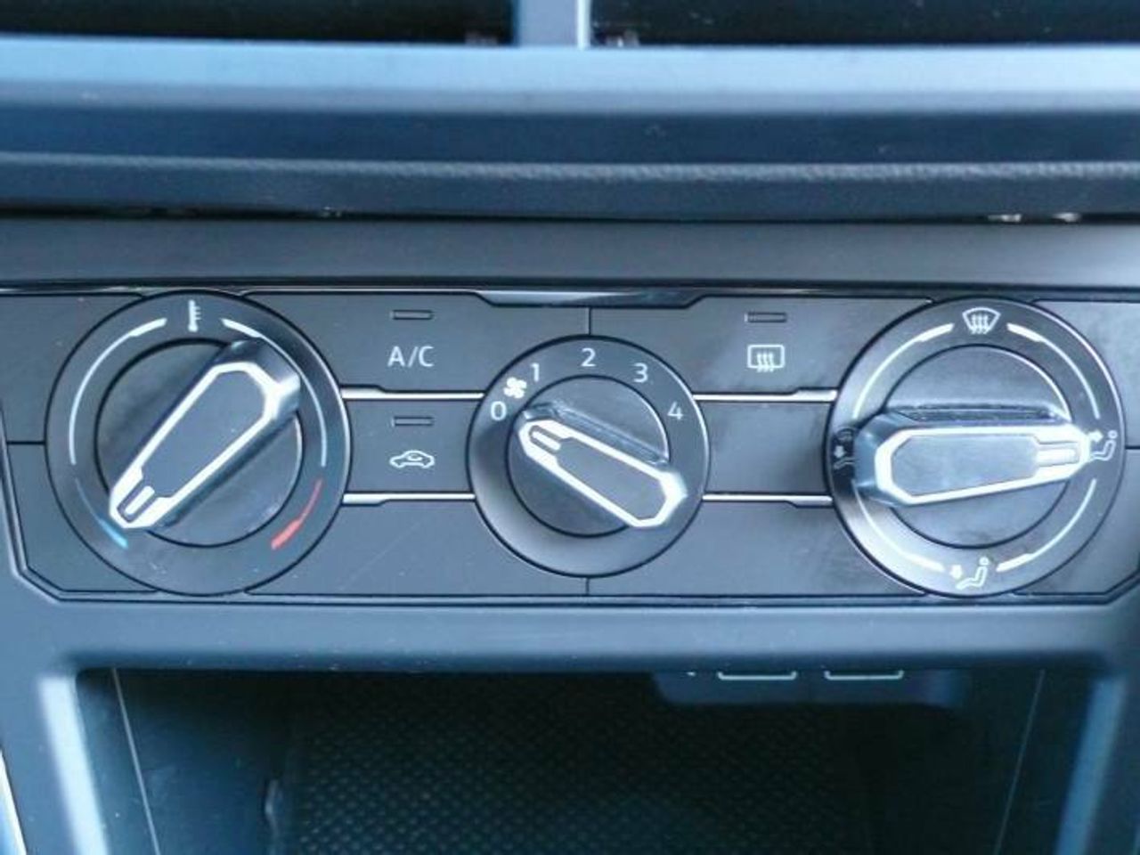 Volkswagen Polo Advance 1.0 TSI 95CV  - Foto 20