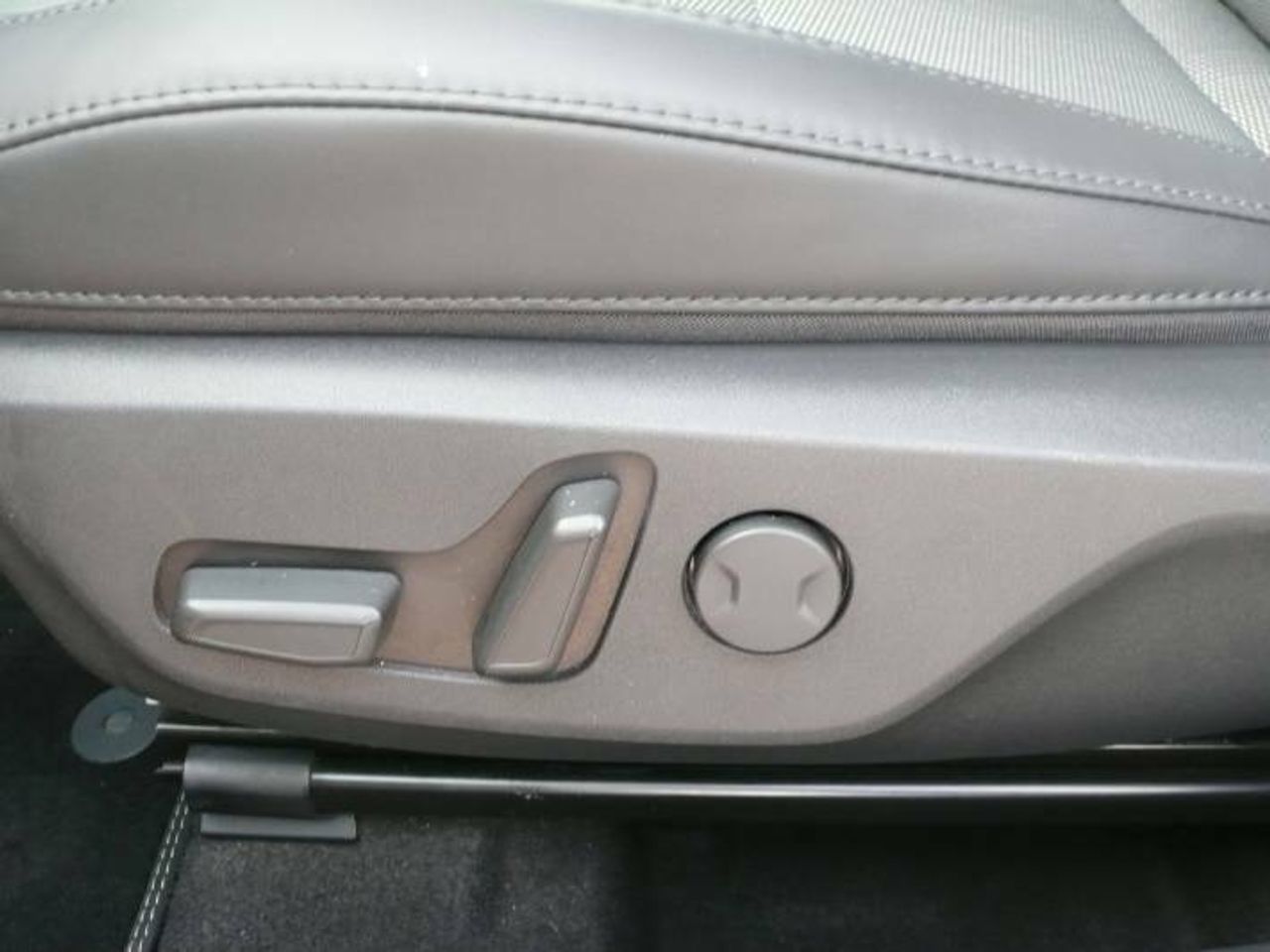 Kia Niro 1.6GDI HEV 141 CV DRIVE  - Foto 10