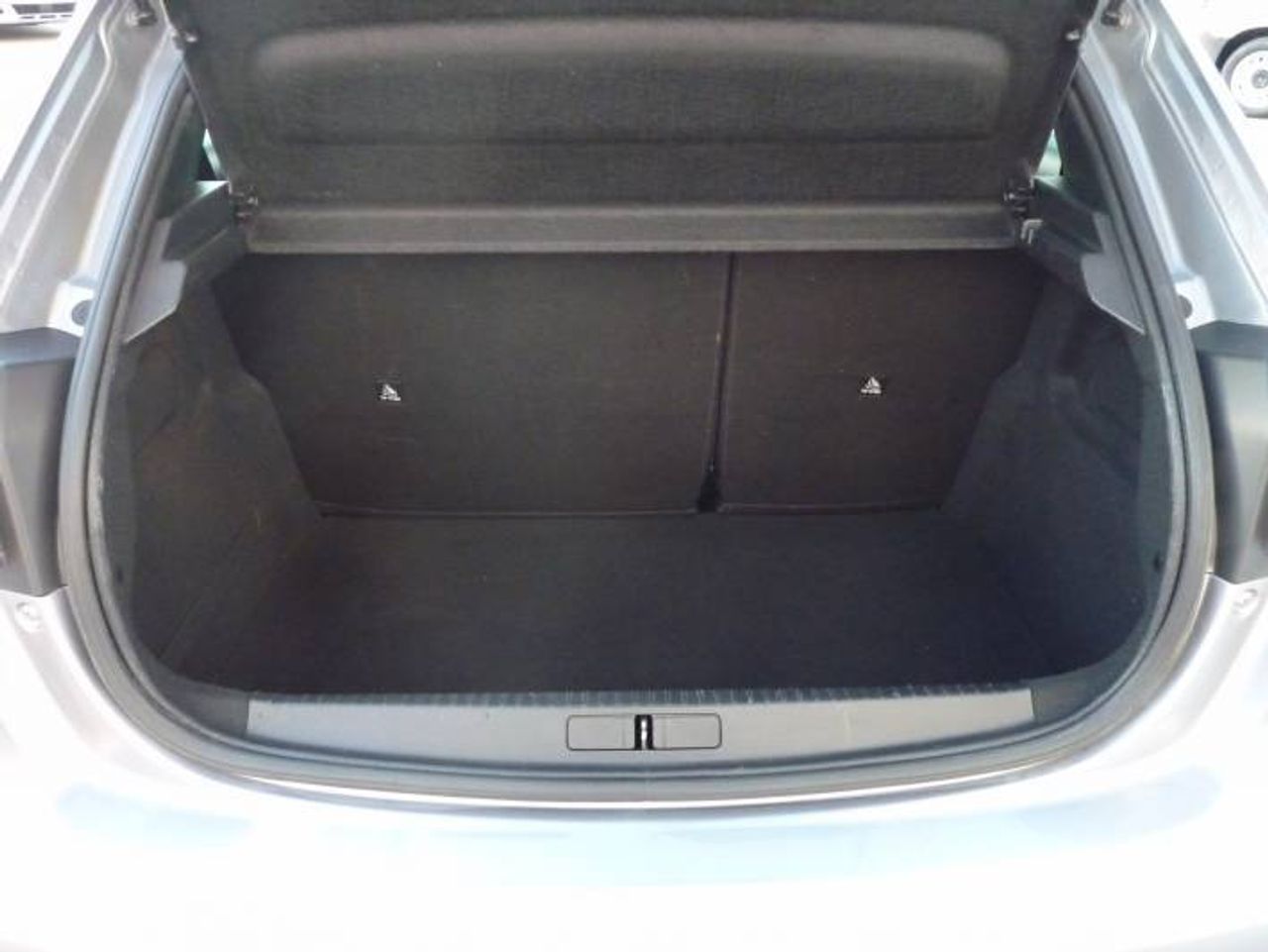 Peugeot 208 1.2 PURETECH ACTIVE 75 CV  - Foto 13