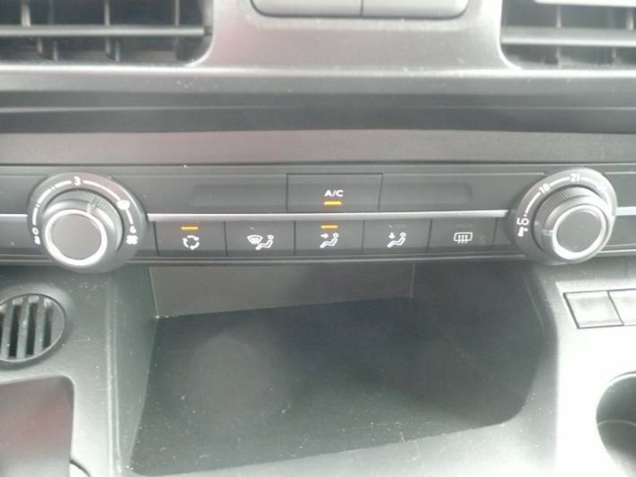 Peugeot Rifter allure business std. bluehdi 100  - Foto 24