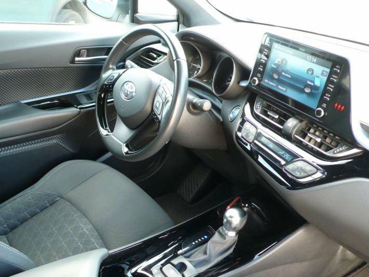 Toyota C-HR 125H Advance  - Foto 17