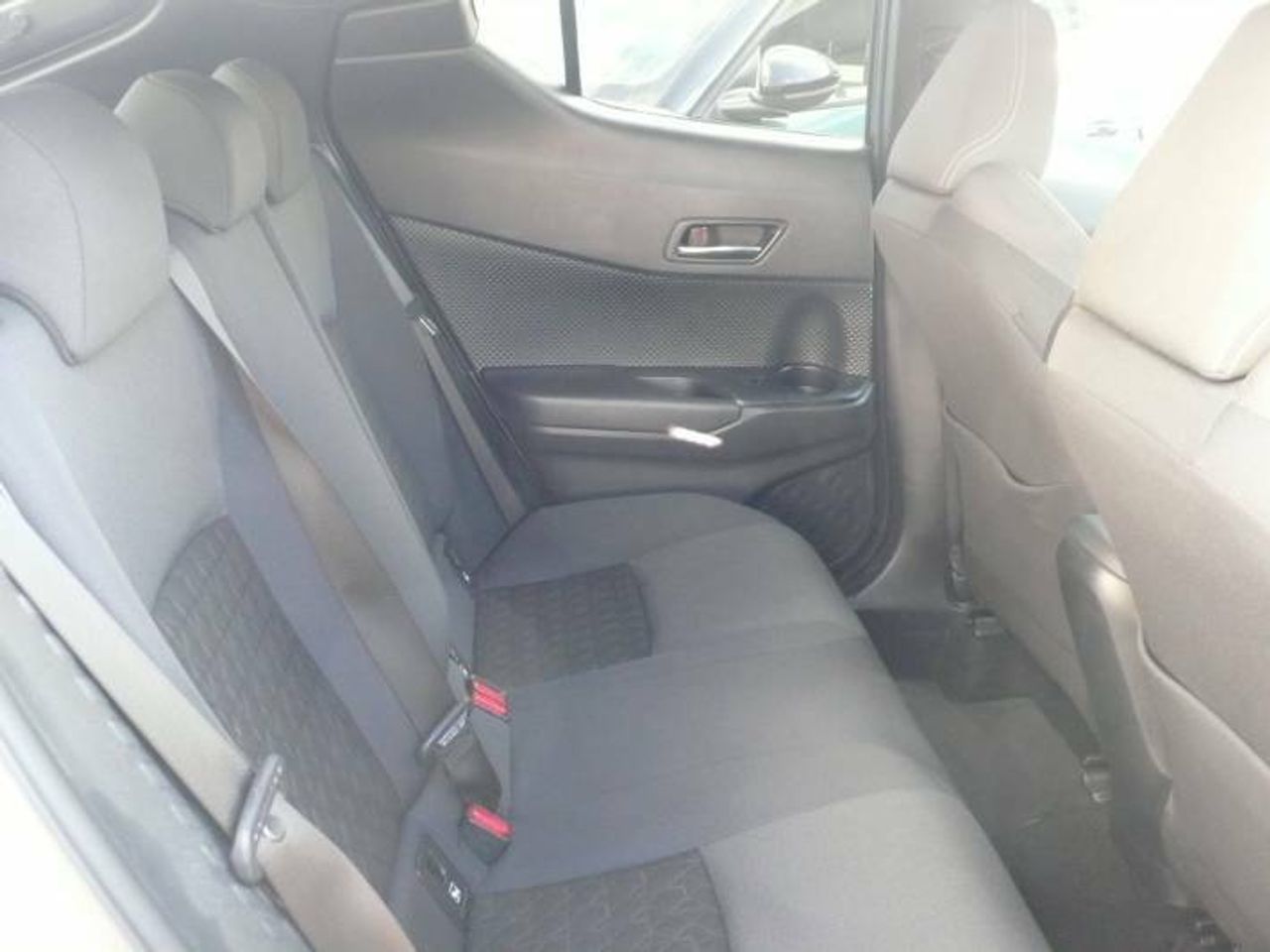 Toyota C-HR 125H Advance  - Foto 15